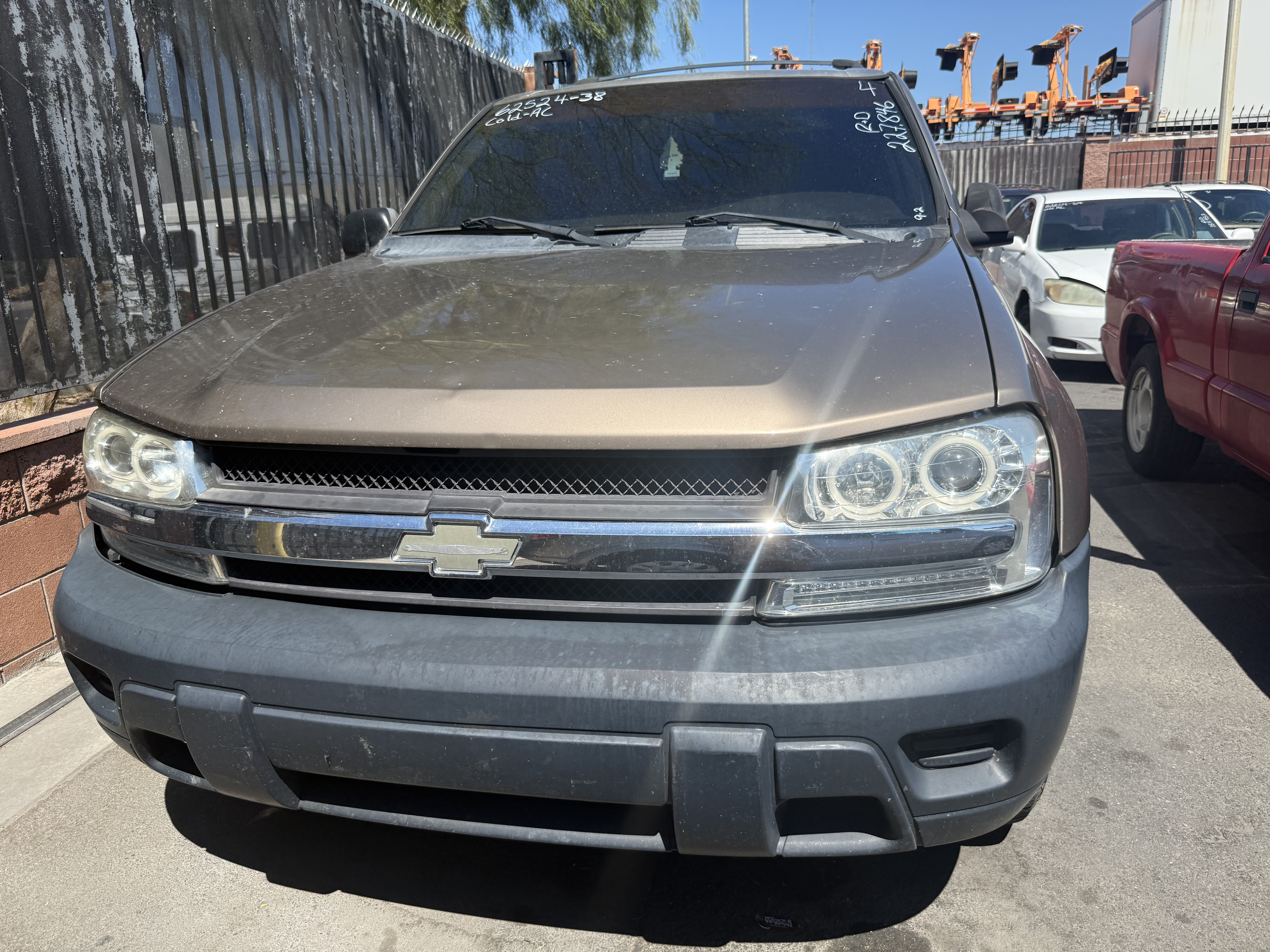 PUBLIC AUCTION 9/12/2025: 2005 CHEVROLET SUBURBAN